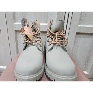 【全新，未落地】Timberland - 女款淺褐色磨砂革冰淇淋系列 6吋靴 (23.5公分) #女靴 #防水靴 #中統