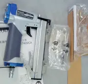 Makita Lightweight Tacker AT422CA – High-Performance Stapler Japan NEW