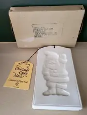 Christmas Santa Claus Cookie Mold Colonial Cape Cod New w Tag & Box 1990s USA