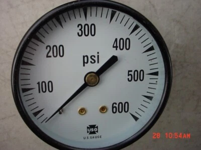 US Gauge Ametek 0-600 PSI Pressure Gauge 2 1/2 in Dial USA Rear 1/2" Stem