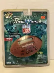 Vintage NFL Trivia Pursuit Play Football Electronic Hand-Held Game NEW SEALED