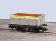 BR Iron Ore Tippler, Civil Engineers "Dutch" N gauge Peco NR-1503B