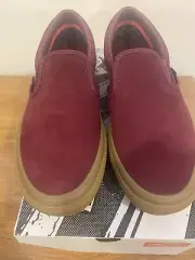 Vans Skate Slip On Port Gum Size US 7 M, 8.5 W NEW Sneakers Maroon Red