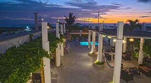 Hotel La Ria Playas