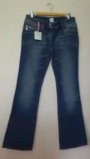 BNWT SASS & BIDE "Sunrider" Mid Rise Stretch Hipster Bootleg Jeans - Size 30 -