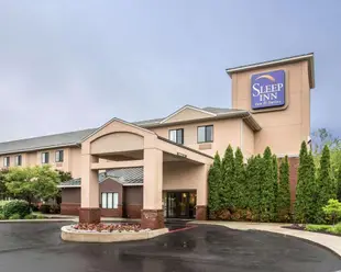 Sleep Inn & Suites Queensbury - Glens Falls 