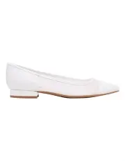 [Nine West] Citaye Flats in White