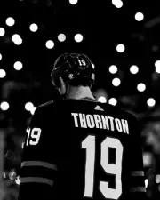 Joe Thornton Pre-Game Warmup Black & White San Jose Sharks 8x10 NHL Hockey Photo