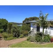 Sunny, Clean, 1 Bedroom Self Contained Cottages