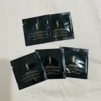 在飛比找蝦皮購物優惠-YSL 超模光感極潤 粉底液 恆久完美無暇 粉底 試用包 旅