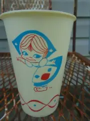 Vintage Dairy Queen wax Dixie cup Dutch girl 12 oz 1962 NOS Red white blue prop