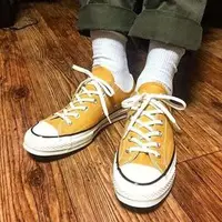 在飛比找蝦皮購物優惠-converse 1970  低筒 帆布鞋 黃色 芥末黃 只