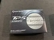 TAYLORMADE TP5X STRIPE DOZEN GOLF BALLS