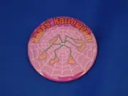 HAPPY HALLOWEEN Button pin pinback purple spider web scary spooky trick or treat