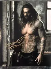 Jason Momoa Signed Aquaman 8x10 Photo With COA
