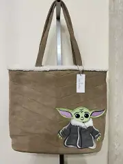 Vera Bradley Star Wars Mandalorian Medallion Grogu Baby Yoda Large Shoulder Tote