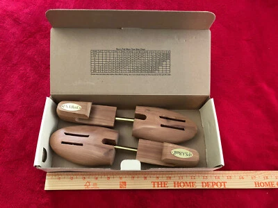 NEW! Jos. A. Bank Clothiers Cedar Wood Shoe Trees Size L Large One Pair NIB