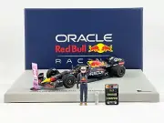 Red Bull F1 RB18 Max Verstappen Japan 2022 World Champion Spark 1:43 with Figure