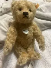 Steiff Classic 1905 Club Teddy Bear with all tags button Mohair blonde #004834
