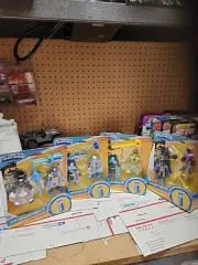 4 DC Super Friends Imaginext figure set: Batman,Penguin,Freeze,Riddler,catwoman