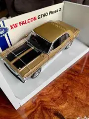 XW Ford Falcon GTHO Phase 2 Grecian Gold Limited Edition Biante Classics 1:18