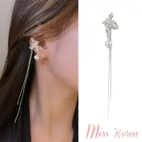 在飛比找momo購物網優惠-【MISS KOREA】韓國設計珍珠蝴蝶長流蘇造型耳夾 耳骨