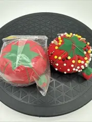 New Vintage Dritz Tomato Pin Cushion Strawberry Emery Needle Sharpener One Used