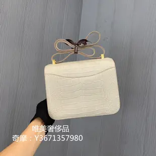 二手出售 Hermes 愛馬仕 constance19 康康 8L冰川白 金扣 霧面 鱷魚 Z刻 現貨