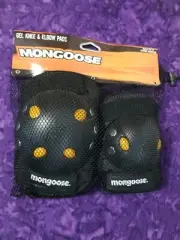 Brand New Mongoose BMX Bike Knee and Elbow Pad, Skateboard Set New In Mesh
