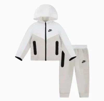 New NIKE TUTA NSW TECH FLEECE JNR - BIANCO/BEIGE Size 6 (86L050-X27)