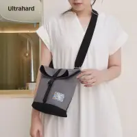 在飛比找博客來優惠-Ultrahard 率性樂在旅行斜背包 - 霧灰