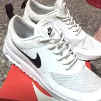 在飛比找蝦皮購物優惠-Nike Air Max Thea白