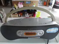 在飛比找Yahoo!奇摩拍賣優惠-SONY 手提音響 ZS-SN10 MP3 索尼公司貨