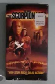 dwayne rock johnson THE SCORPION KING kelly hu VHS VIDEOTAPE NEW corner dings