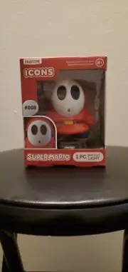 2022 SUPER MARIO SHY GUY LIGHT PALADONE ICONS #008 4" FIGURE IN BOX NEW