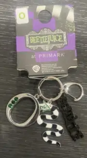 Beetlejuice, Sandworm bag charm keyring initial O charm Cool New