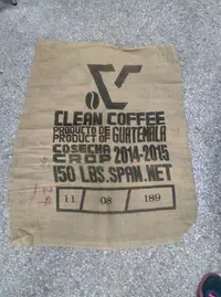 在飛比找Yahoo!奇摩拍賣優惠-瓜地馬拉咖啡豆原物料麻袋，已拆解成非袋狀，約98x80公分