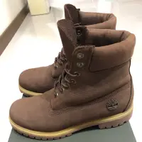 在飛比找蝦皮購物優惠-Timberland 男款深咖啡色正絨面皮革 Timberl