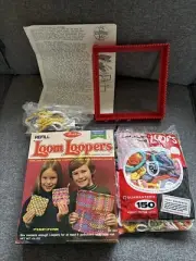 Vtg! New! Plastic Weaving Loom & 2 New Refills Packages Of Loops Loopers