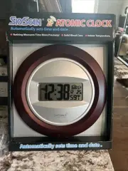 SkyScan Atomic Clock VINTAGE NEW IN BOX