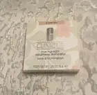 Clinique - True Highlighter Weightless Illuminator -#02 Starlit Glow 0.28 Oz NIB