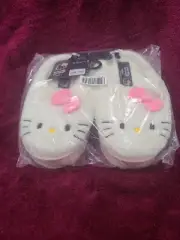 NEWHello Kitty Plush House Slippers Women Adult Size Small NWT Forever 21 Sealed