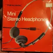 Vintage REALISTIC Mini Stereo Headphones Nova 34 W/ Original Box 33-1000A Retro