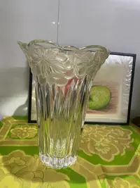 在飛比找Yahoo!奇摩拍賣優惠-zwx 日本回流SOGA水晶玻璃花瓶 非常精致可愛 葡萄浮雕