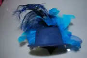 FASCINATOR MINI TOP HAT BURLESQUE MARDI GRAS FEATHER