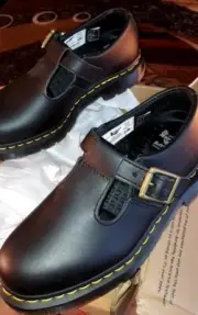 Dr. Martens Polley SR Womens sz 7 Slip Resistant Full Grain T Bar Mary Jane New