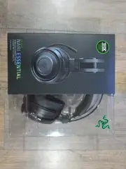Razer Nari Essential Wireless 7.1 Surround Sound Gaming Headset: Thx Spatial