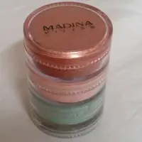 在飛比找蝦皮購物優惠-義大利 MADINA milano 三色眼影 眼影粉