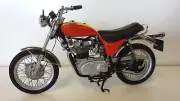 Triumph Hurricane X75. Minichamps 1/12