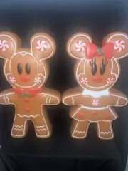 2023 Disney Gingerbread Mickey & Minnie Mouse Lighted Blow Mold Set